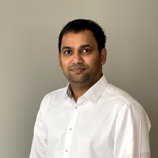 Profile picture for user Vikash Katta